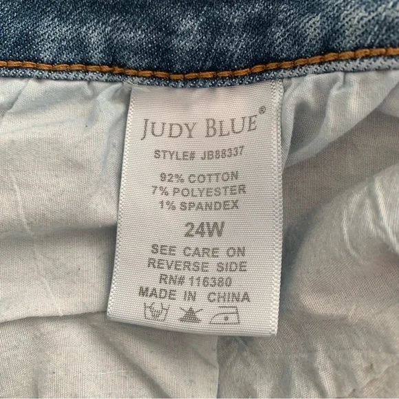 Judy Blue Boyfriend Fit High Waist Light Wash Jeans Size 24W - Picture 14 of 14